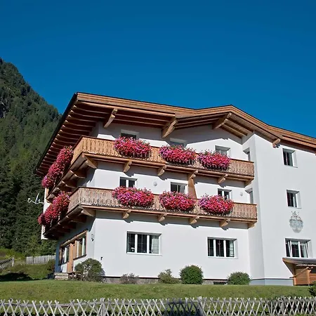 Schmalzerhof * Gries im Sellrain
