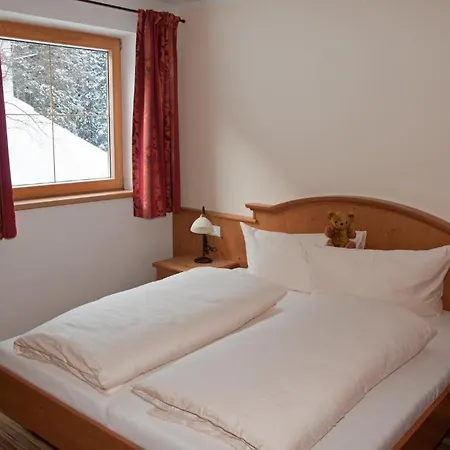 Schmalzerhof Apartmán *